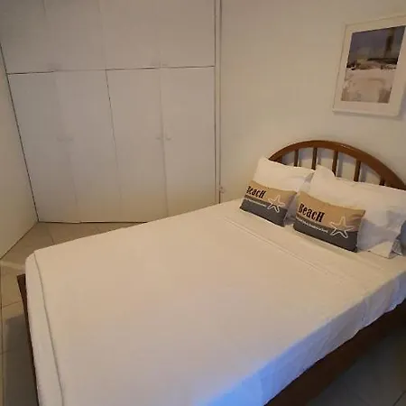 80 Steps - Apartment *