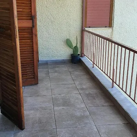 80 Steps - Appartement